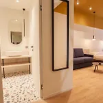 Cvm 19 Hotel