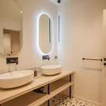 Cvm 19 Hotel Milán