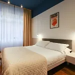 Cvm 19 Hotel *