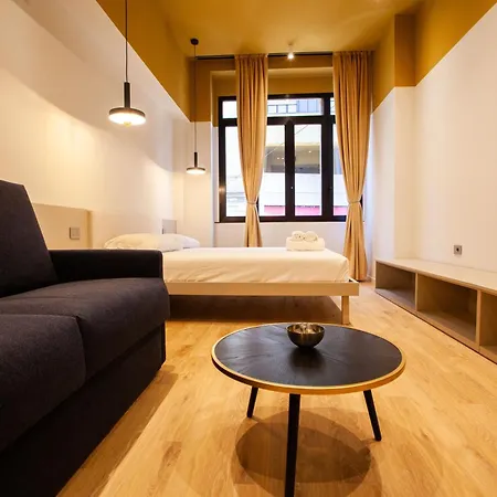 Cvm 19 Hotel Mediolan